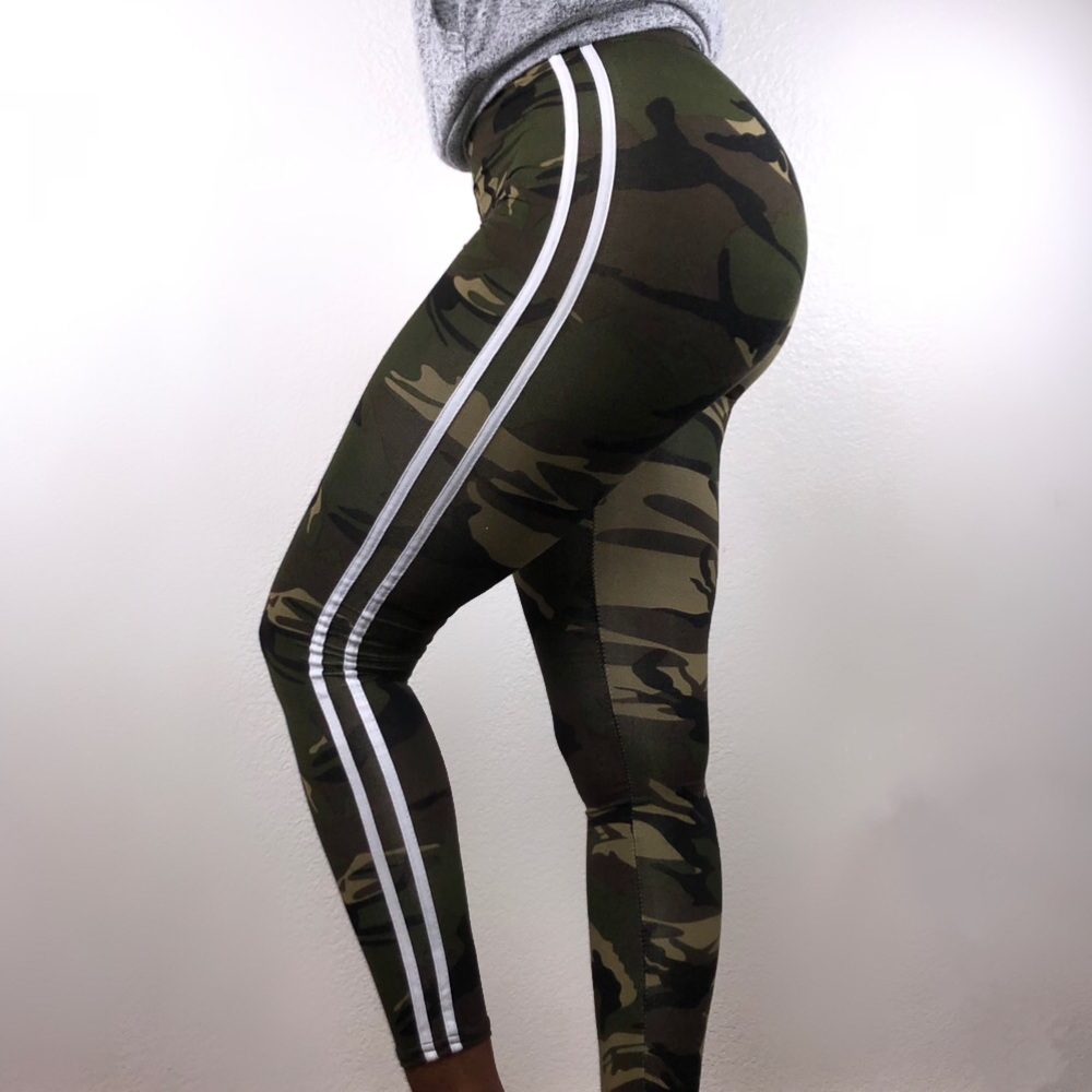 Bundle Only! Camo Leggings - Picture 3 of 4